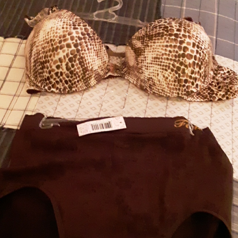 Bra 42c and panty